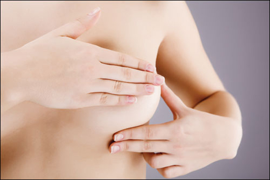 Chia sẻ nâng ngực có nguy hiểm không?